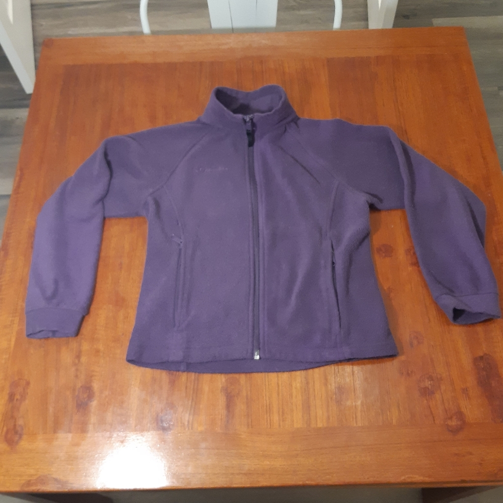 Columbia fleece sweater